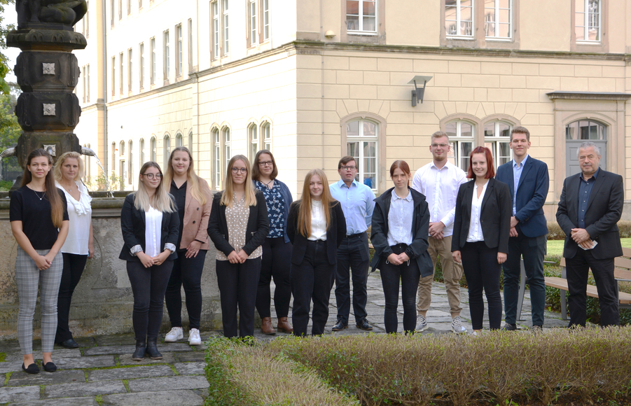 Auszubildende und Studenten