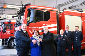 Foto von der Übergabe